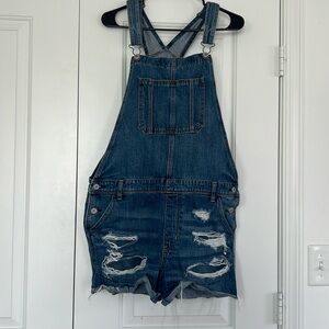 American Eagle Tomgirl shortall